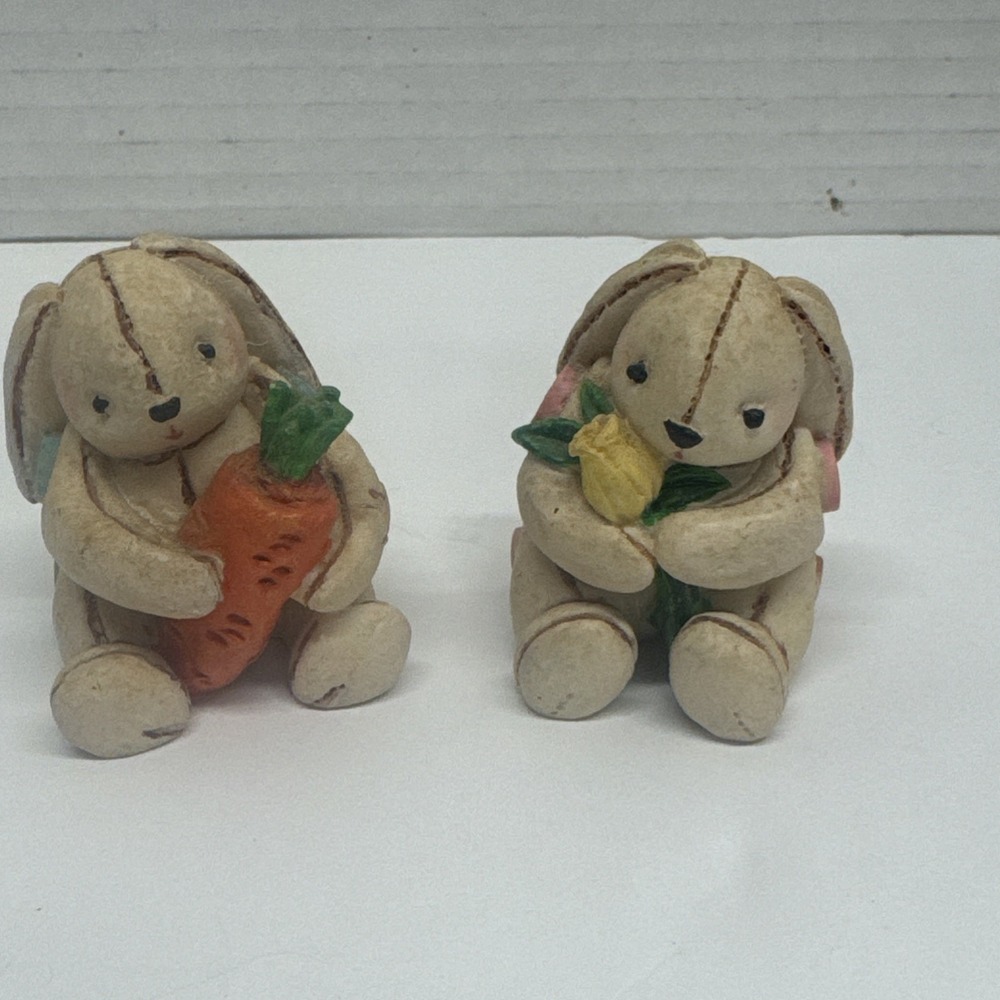 Bunny Figurines Trinkets Holding Carrot Flower Easter Decor 2" Lot of 2 vintage